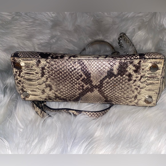 MK MICHAEL KORS PYTHON SNAKESKIN CROSSBODY PURSE- WALLET NOT INCLUDED - Picture 14 of 15